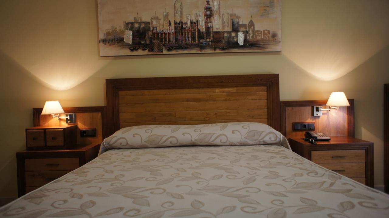 Hotel Puente Romano Алькантара Экстерьер фото